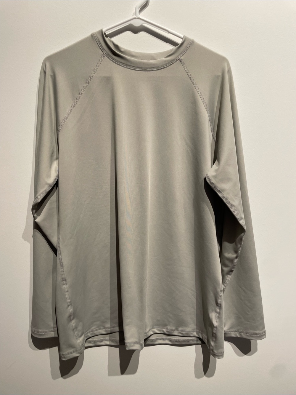 Goodfellow & Co Men's Long Sleeve Rash Guard Top Gray Size Large NWT